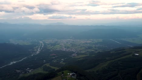 Die-Luftaufnahme-Von-Hakuba