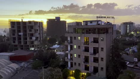 Hotel-In-Addis-Abeba-Bei-Sonnenuntergang
