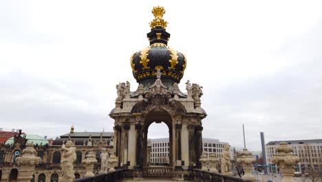 Beautiful-Zwinger-in-Dresden-with-Decorative-and-Golden-Monuments
