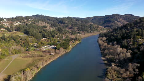 Drone-flight-over-Chetco-River,-Brookings-Oregon