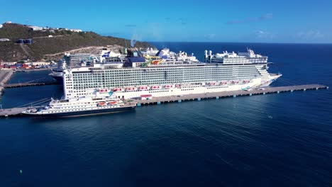 Multiple-cruise-ships-docked-at-Port-of-Philipsburg-in-St