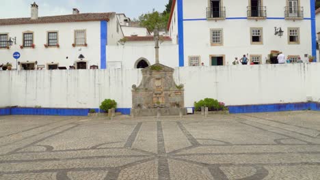 Fountain-in-Square-of-Castle-of-Óbidos
