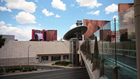 Fußgängerbrücke-Am-Nördlichen-Ende-Des-Las-Vegas-Strip