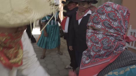 Bailes-Tradicionales-Mexico-Durante-El-Carnaval-Baile-De-Los-Jolos-En-Xayacatlan-De-Bravo-Puebla-Mexico