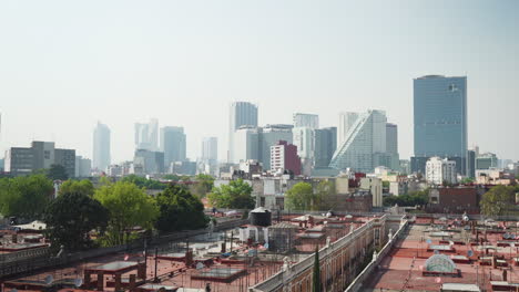Panoramablick-Auf-Mexiko-Stadt-Mit-Blick-Von-Colonia-Juárez-Bis-Zu-Den-Modernen-Wolkenkratzern-Des-Paseo-De-La-Reforma