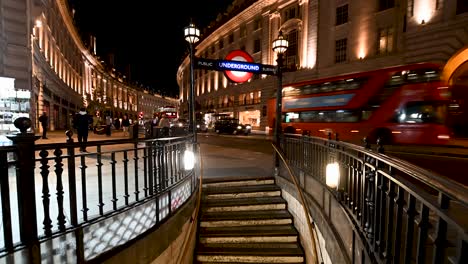 Vista-Hacia-Regents-Street-Desde-Piccadilly-Circus,-Londres,-Reino-Unido.