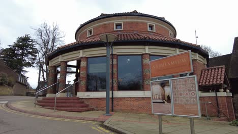 Museo-Verulamium-St-Albans-Hertfordshire-Reino-Unido-Cacerola-Lenta