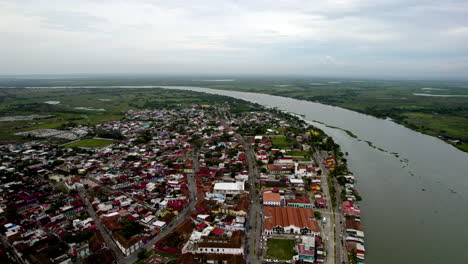drone-shot-of-the-papaloapan-riviera-near-tlacotalpan-in-veracruz-mexico