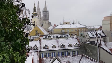 Snow-covered-panorama-of-the-capital-of-Croatia,-Zagreb