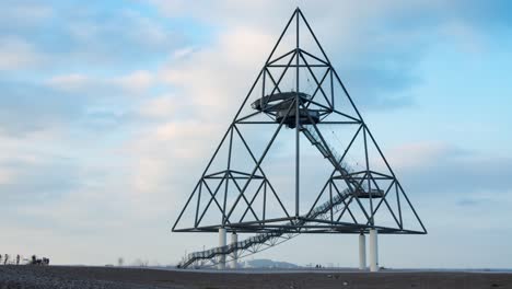 Tetraeder-Bottrop,-Major-Tourist-Attraction-In-Ruhrgebiet,-Daytime-Time-Lapse