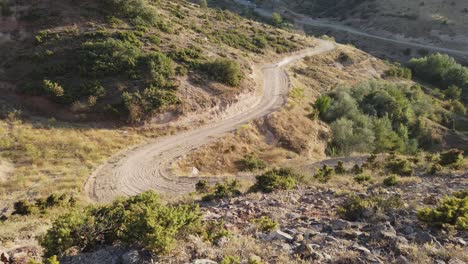 Transanatolien-Rallye-Raid-Motocross-über-Hügel