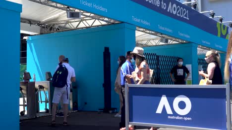 Multitudes-Durante-Covid-Ingresan-Al-Torneo-Abierto-De-Tenis-De-Australia