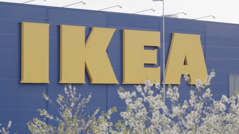 Vergrößern-–-IKEA-Ist-Schwedens-Ikonisches-Kaufhaus