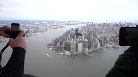 flying-over-New-York-city-in-helicopter