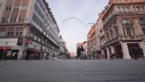 Wide-skyline-view-of-famous-Rue-Anspach-in-Brussels,-Belgium