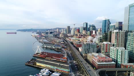 Luftaufnahmen-Vom-Seattle-Waterfront-Und-Dem-Viadukt-Im-Jahr-2017