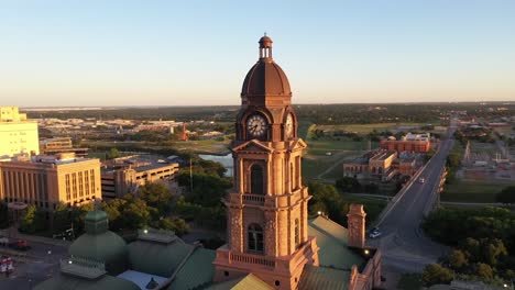 Tarrant-County-Courthouse-drone-footage-of-downtown-Fort-Worth,-Texas