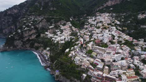 Wealthy-Lifestyle-at-Amalfi-Coast,-Italy,-Luxury-Vacation-Homes,-Drone-View