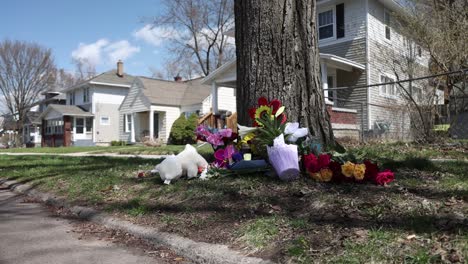 Un-Monumento-Dedicado-A-Patrick-Lyoya,-Un-Hombre-De-26-Años-De-La-República-Democrática-Del-Congo,-Donde-Fue-Asesinado-A-Tiros-Por-Un-Oficial-De-Policía-De-Grand-Rapids,-Michigan-El-4-De-Abril-De-2022