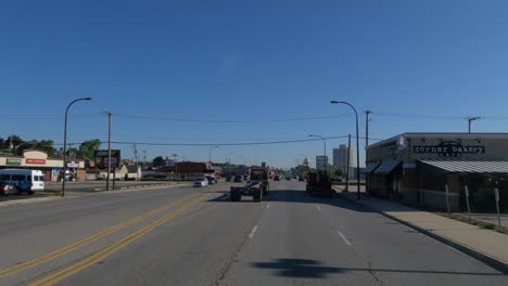 Pov-Viajando-En-Carreteras-De-Peaje-Del-Estado-De-Illinois-Y-Construcción-De-Calles-Tráfico-Lento