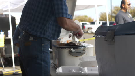 BBQ-Plates-being-assembled-at-a-local-fundraiser