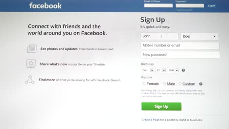 Signing-up-to-facebook.com-on-a-desktop-computer