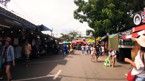 Chatuchak-Weekend-Market-Motion-Hyperlapse-From-A-Moving-Car-In-Bangkok,-Thailand