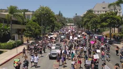 Aerial-4K-footage-of-Black-Lives-Matter-protest-in-Los-Angeles,-California,-USA