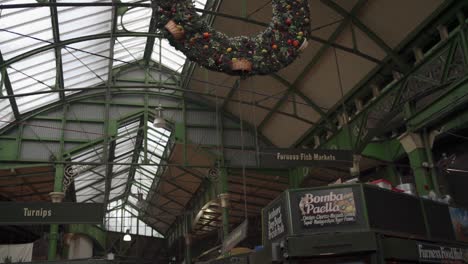 Traditionelle-Weihnachtseinkäufe-Und-Marktplatz-In-London,-England,-Vereinigtes-Königreich