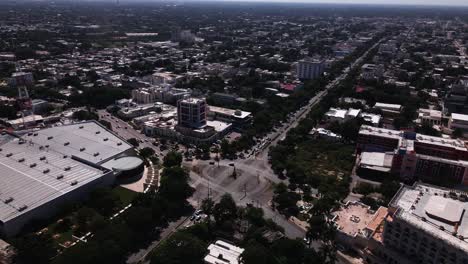 Downtown-Merida-Yucatan,-Paseo-Del-Montejo-Avenue