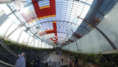 Real-time-Walking-on-an-escalator-in-point-of-view-in-the-Amsterdam-Central-station