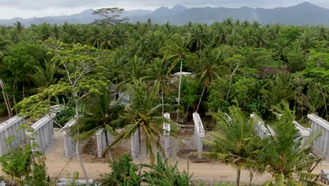 Baustelle-Der-Einschienenbahn-In-Yogyakarta,-Installation-Von-Betonstützen,-Antenne