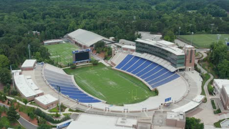 Duke-University-Brooks-Field,-Fußball,-Wallace-Wade-Stadion