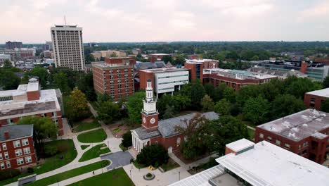 aerial-fast-push-into-university-of-kentucky-campus-in-lexington-kentucky