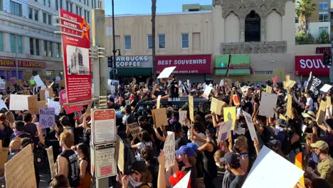 4K-Aufnahmen-Von-Protesten-Gegen-Schwarze-Leben-Im-Juni-2020-In-Los-Angeles,-Kalifornien,-USA