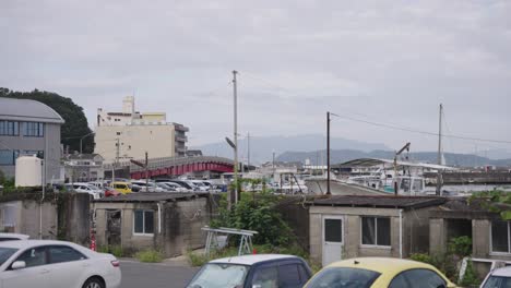 Toma-De-Establecimiento-Del-Puerto-De-Kada-En-La-Prefectura-De-Wakayama,-Japón