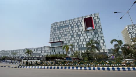 Ultraweitwinkelaufnahme-Des-Gitanjali-Park-TCS-Gebäudes-In-Kalkutta