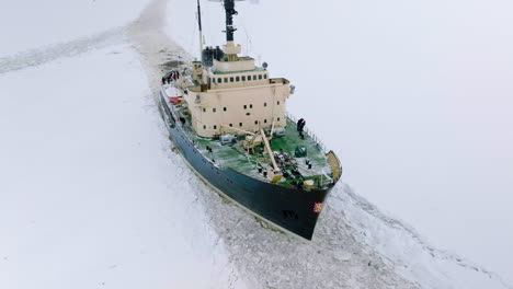 Icebreaker-Sampo-Cruising-Through-The-Frozen-Sea-In-The-Gulf-Of-Bothnia-In-Finland