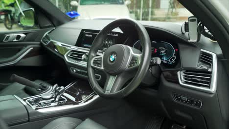 Kuala-Lumpur,-Malaysia---March-9,-2022:-brand-new-car-2020-BMW-X5-wheelhouse-interior