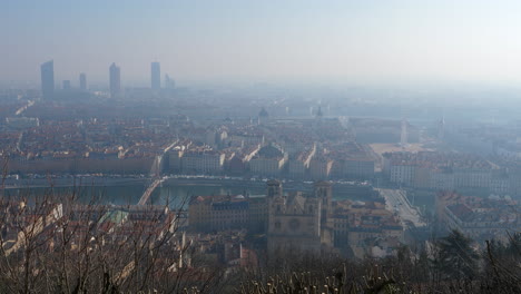 Panorama-of-inner-city-of-Lyon-on-foggy-morning,-France