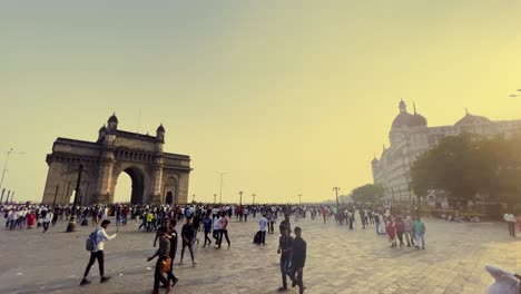 Eine-Seitliche-Aufnahme-Des-Gate-Way-Of-India-In-Mumbai