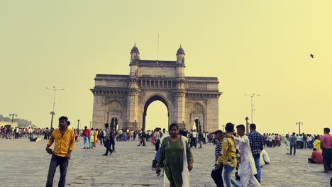 Una-Foto-De-La-Principal-Atracción-Turística-En-Mumbai,-La-Puerta-De-Entrada-De-La-India