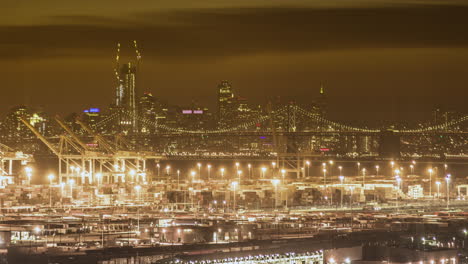 The-glowing-night-lights-of-San-Francisco,-California-from-sunset-to-sundown-time-lapse