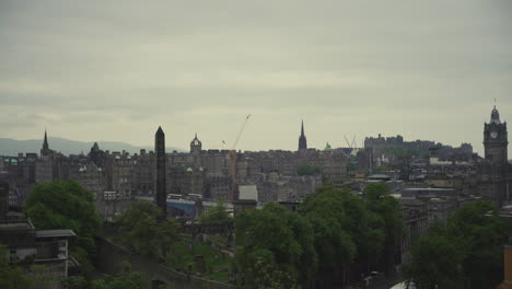Blick-Auf-Die-Stadt-Edinburgh-Von-Oben