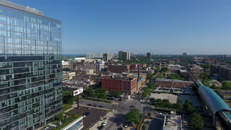 Aerial-View-of-Chicago-USA-South-Side,-Traffic-and-Buildings-on-Sunny-Day