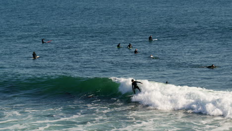 Surfen-In-Santa-Cruz,-Ca