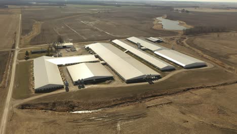 Drone-shot-of-a-hog-confinement-farm-in-Illinois
