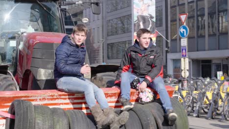 Farmers-protesting-against-the-Flemish-government's-measures-to-cut-down-nitrogen-emissions---Brussels,-Belgium