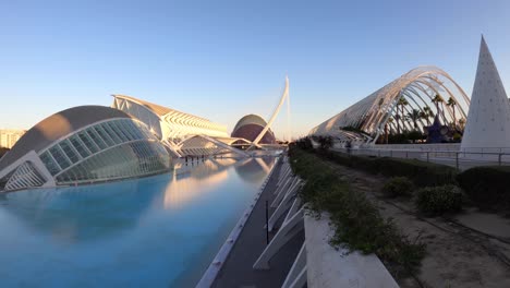 Santiago-Calatrava-Design,-Komplex-Der-Stadt-Der-Künste-Und-Wissenschaften-In-Spanien,-Valencia---Zeitraffer
