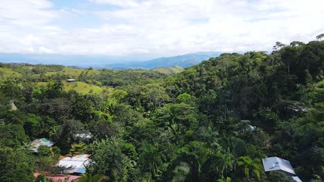 Aerial-drone-shot-of-the-hills-and-mountains-in-the-Buenos-Aires-district-of-Puntarenas,-Costa-Rica